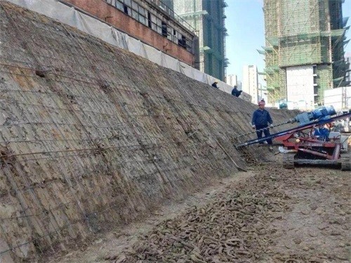 桑珠孜建筑边坡支护